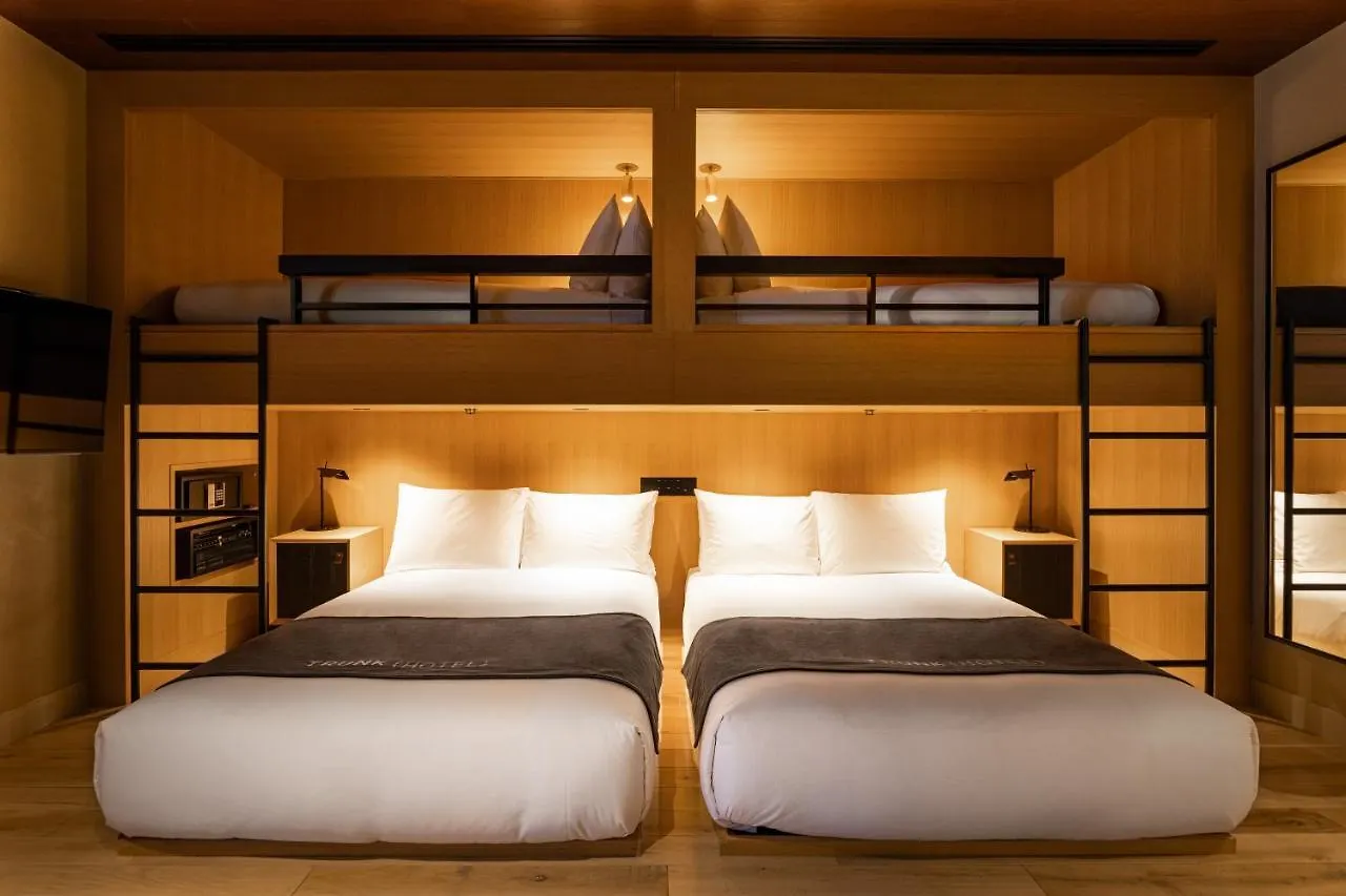 Hotel TrunkCat Street Tokio 5*,