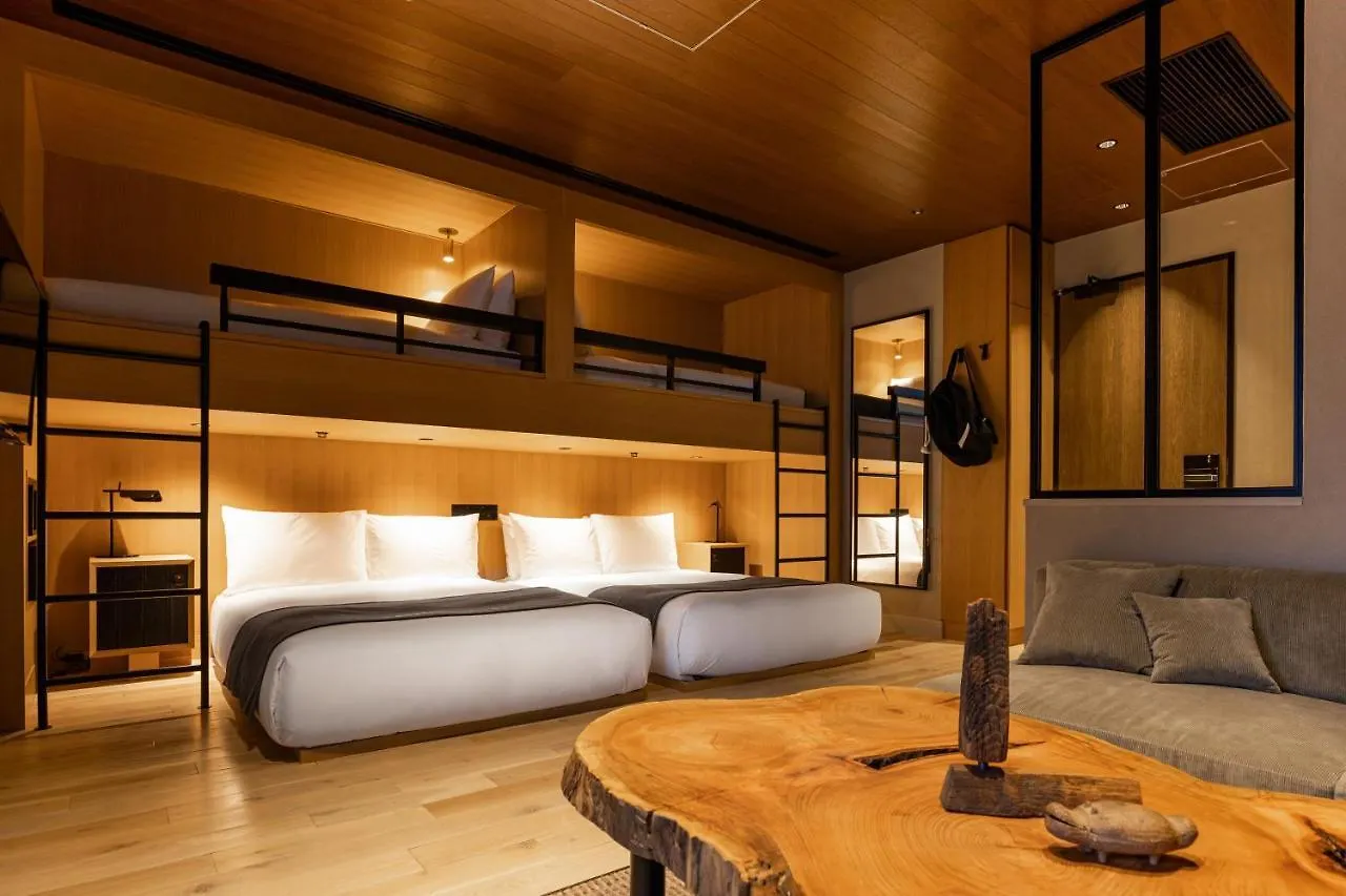 Hotel TrunkCat Street Tokio 5*,